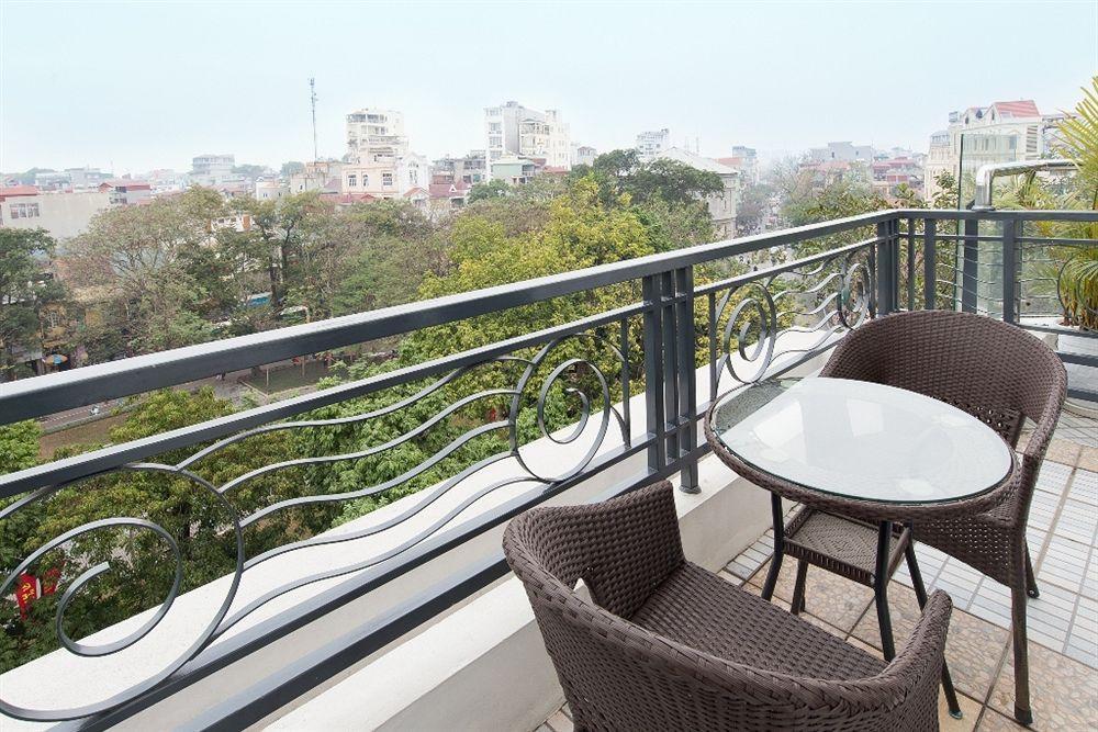 Le Carnot Hotel Hanoi Exterior photo